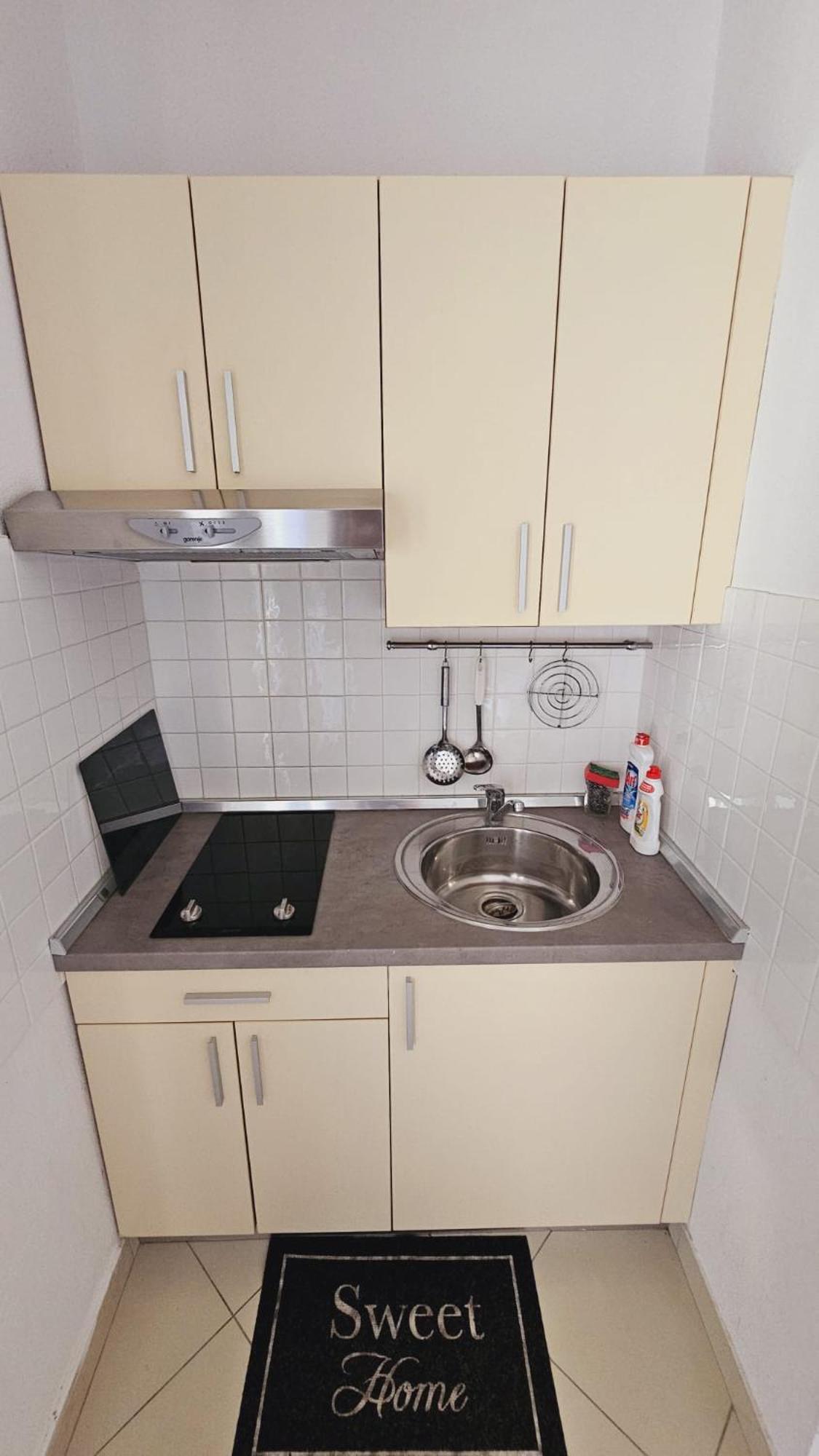 Apartment House Berry Primošten Eksteriør billede
