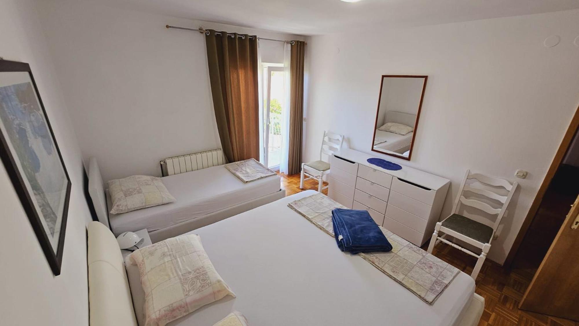 Apartment House Berry Primošten Eksteriør billede