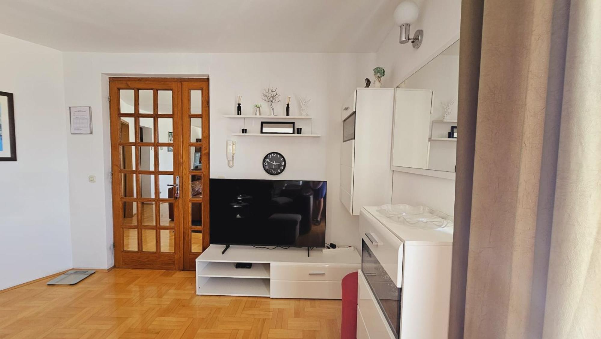 Apartment House Berry Primošten Eksteriør billede