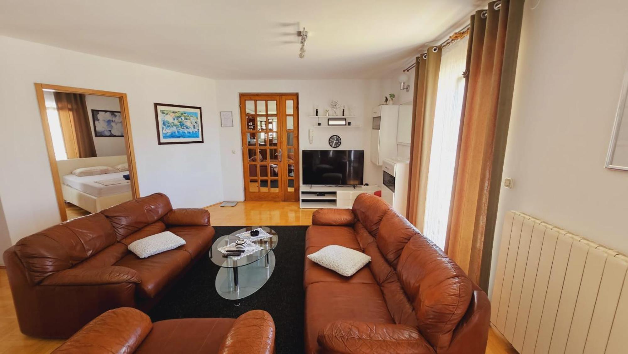 Apartment House Berry Primošten Eksteriør billede